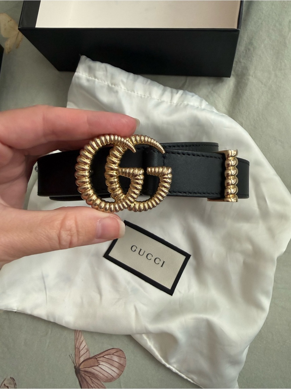 Gucci Black Leather Belt with Textured Gold Double G Buckle